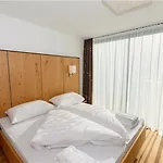 Penthouse Am Sonnenhang Appartamento *